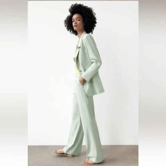 ZARA Fitted Blazer With Golden Buttons